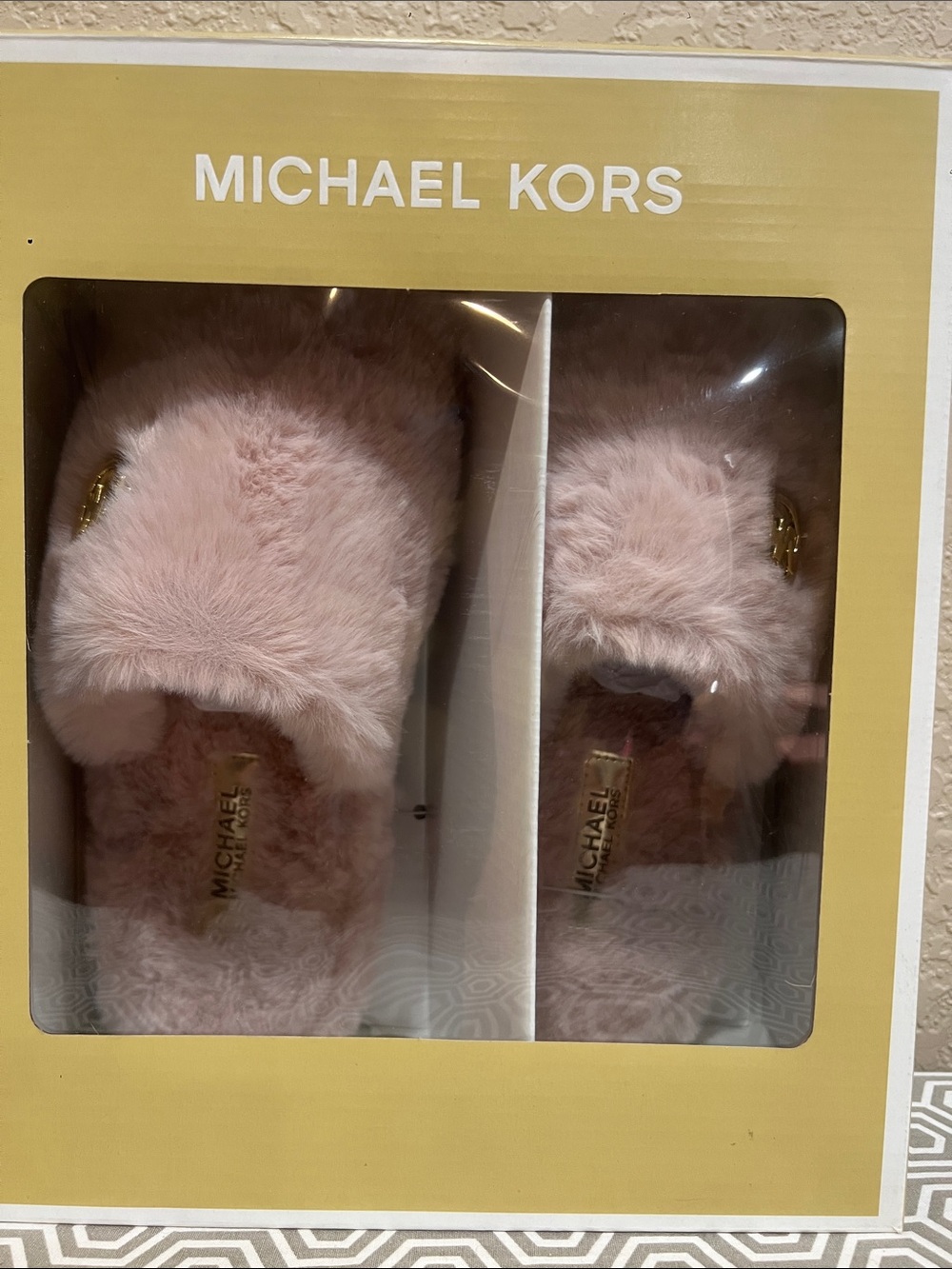 Michael Kors Blush Pink Faux Fur Slide Slippers with Gold Logo size 7